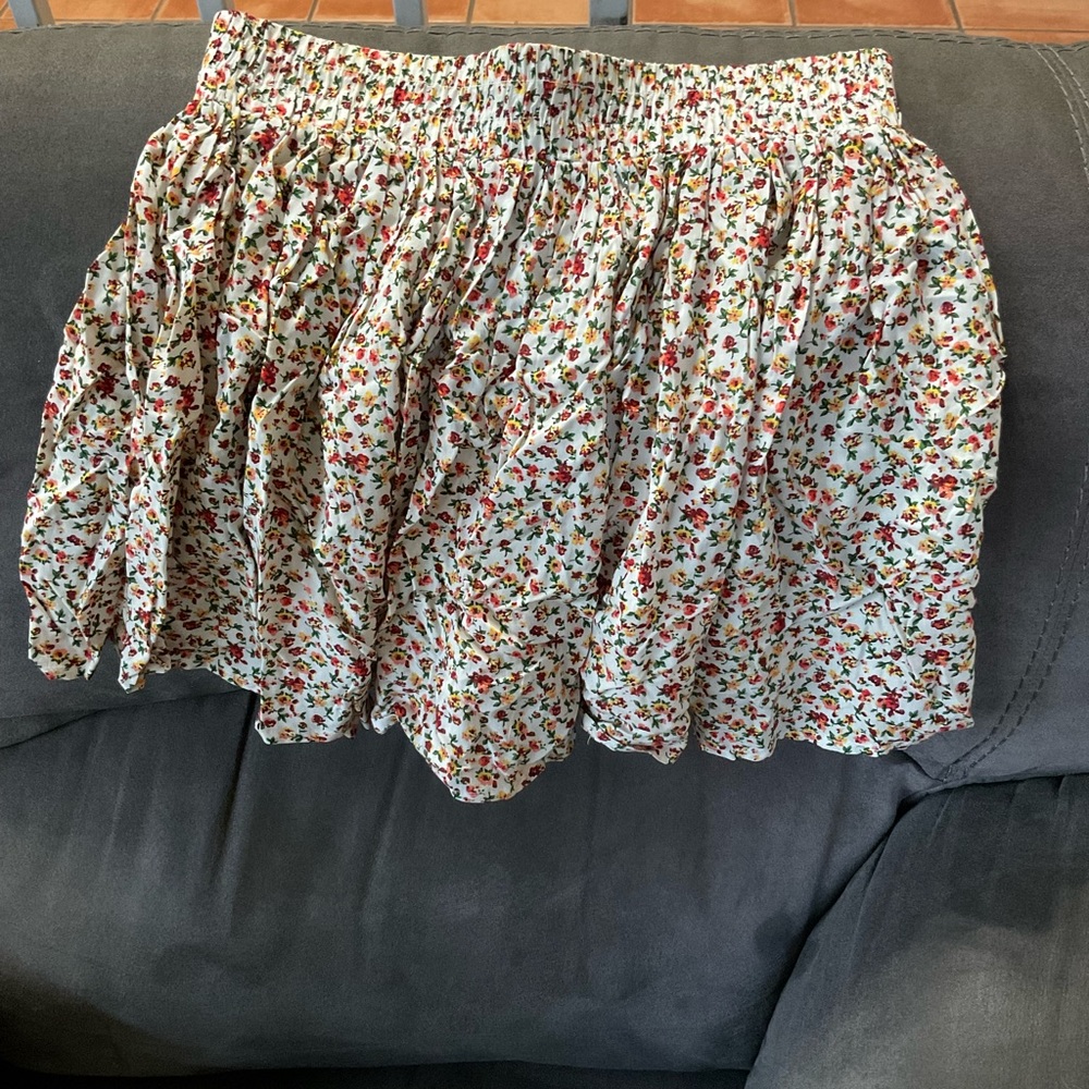 *4/$20 💚 Forever 21 Skirt